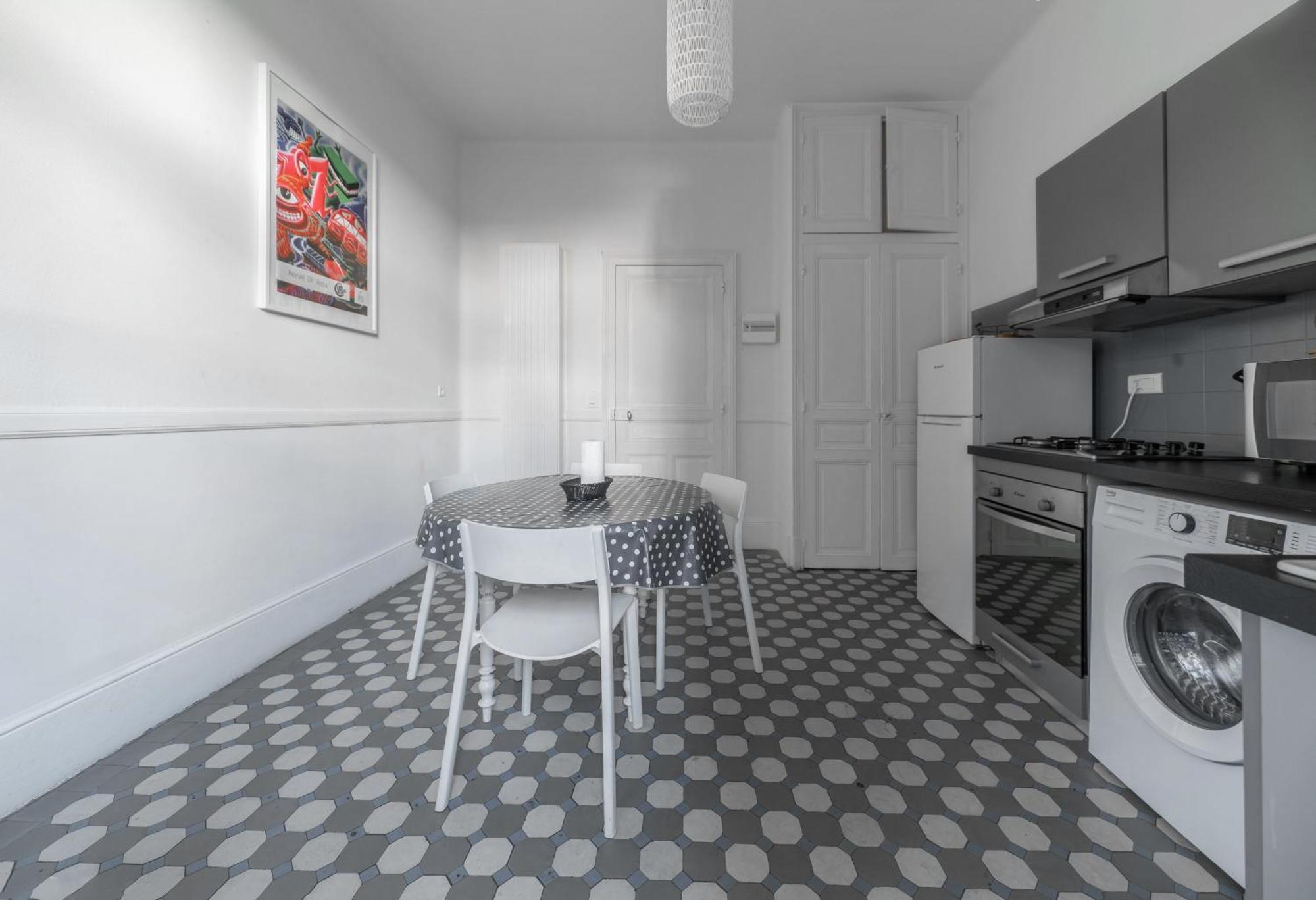 Residence Epinat II - Appartements Centre - Parking วิชี ภายนอก รูปภาพ